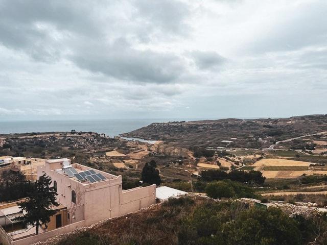 Xagħra Spacious, Bright, Valley & Sea View Maisonette מראה חיצוני תמונה
