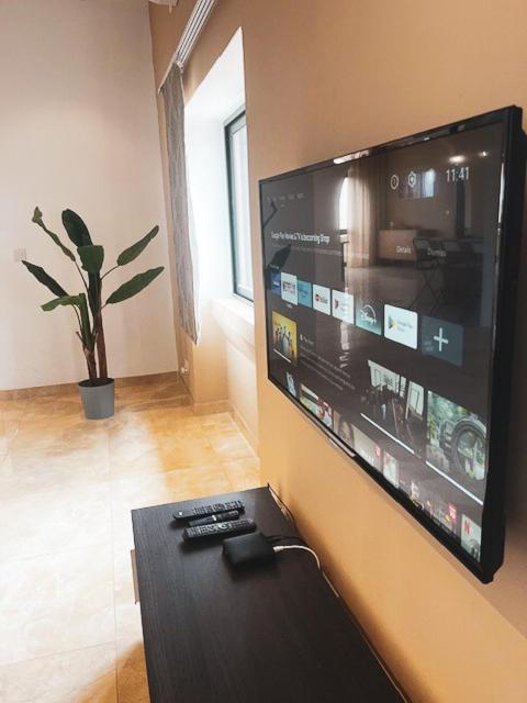 Xagħra Spacious, Bright, Valley & Sea View Maisonette מראה חיצוני תמונה