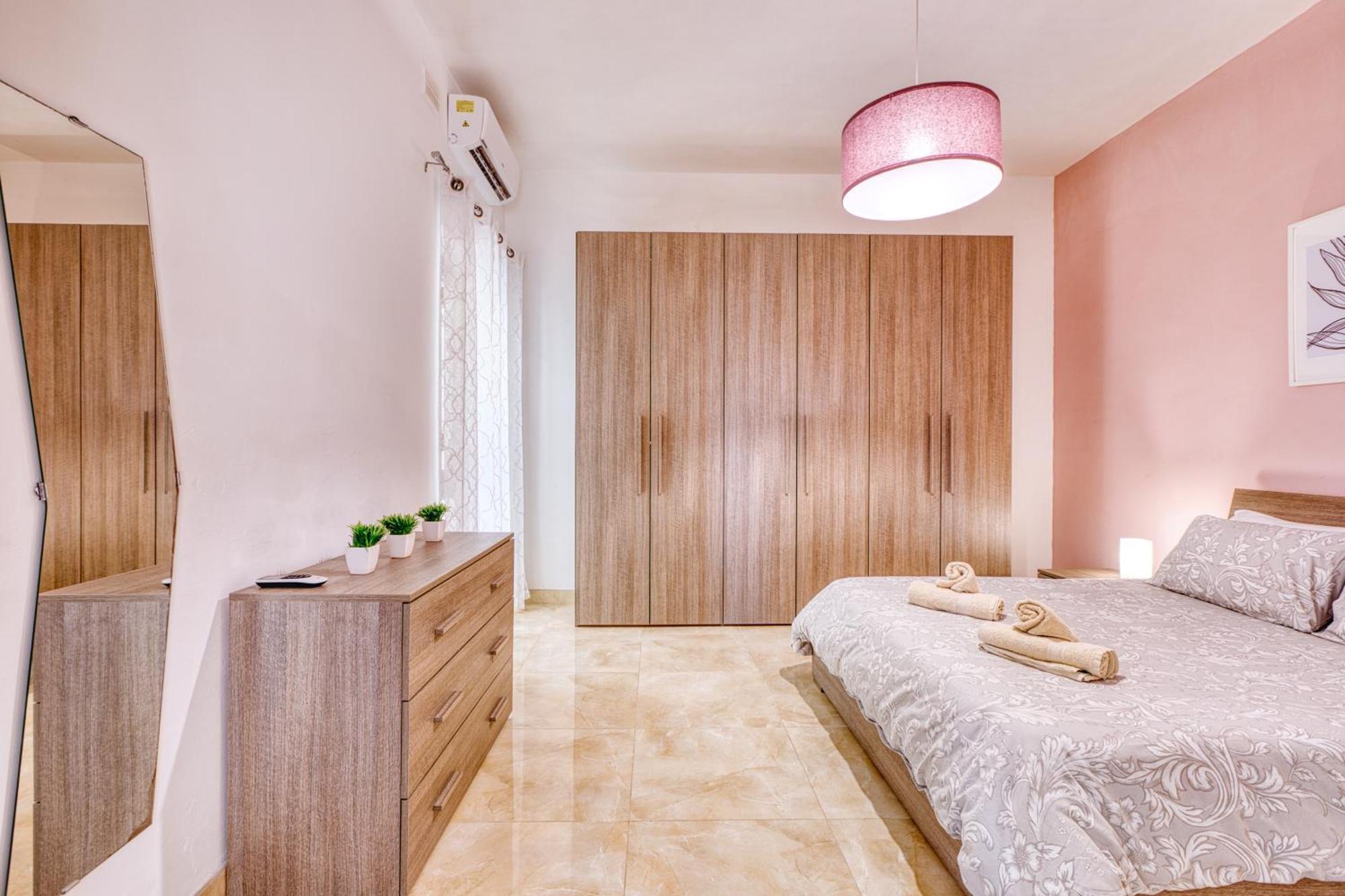 Xagħra Spacious, Bright, Valley & Sea View Maisonette מראה חיצוני תמונה